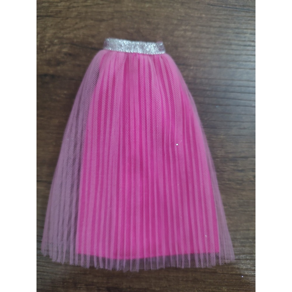 Fashion Doll Hot Pink Ballet Tulle Ballerina Skirt Shiny Silver Waistband Z30 - Picture 1 of 2